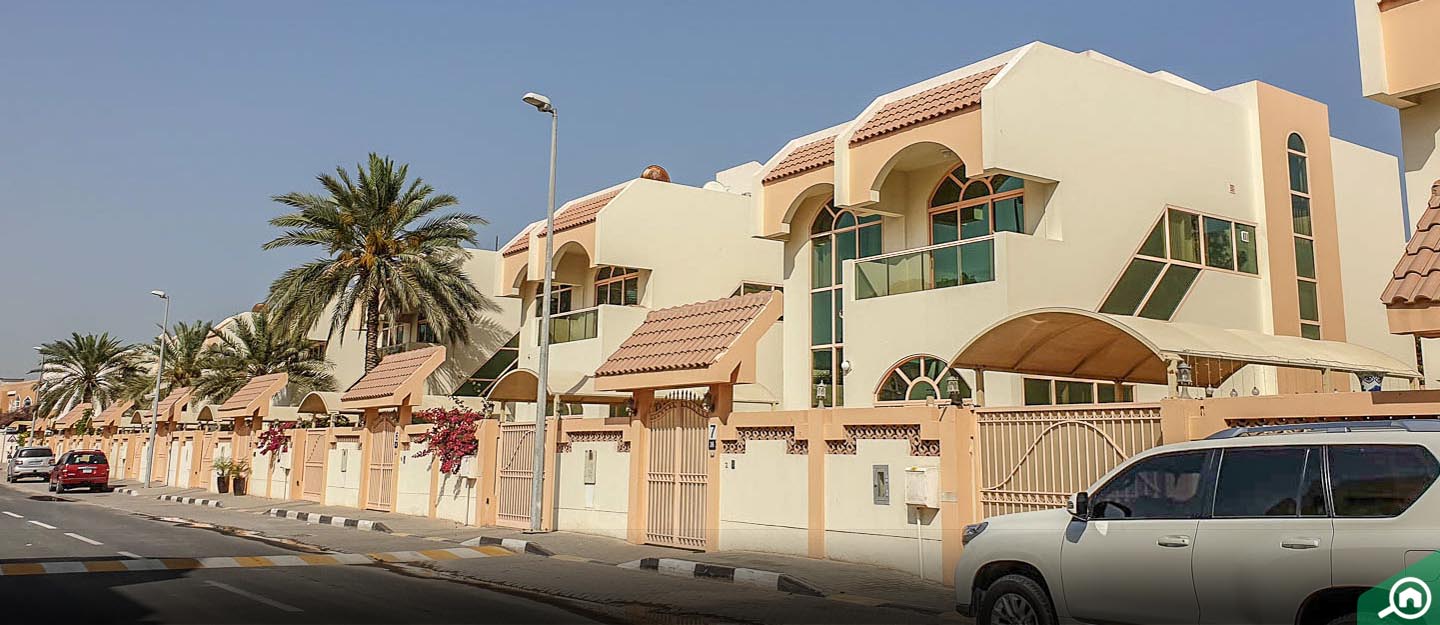 المناطق السكنية الأكثر طلبا لاستئجار الفلل للعائلات في الشارقة